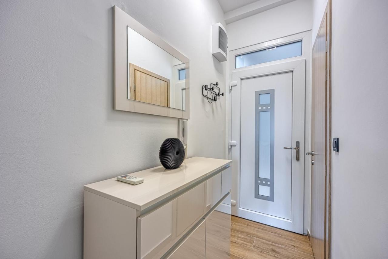 Appartement Sara Luxury In Center *